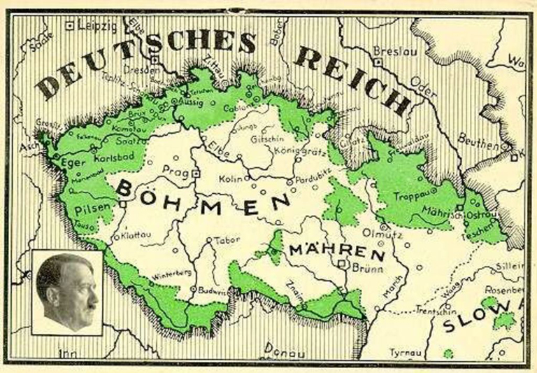 Postcard representing the Sudetenland occupation, which started the day after the Munich agreement